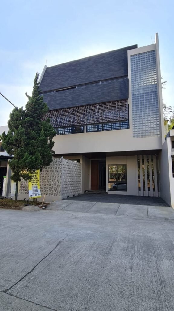 Jual Rumah Setra Duta Bandung